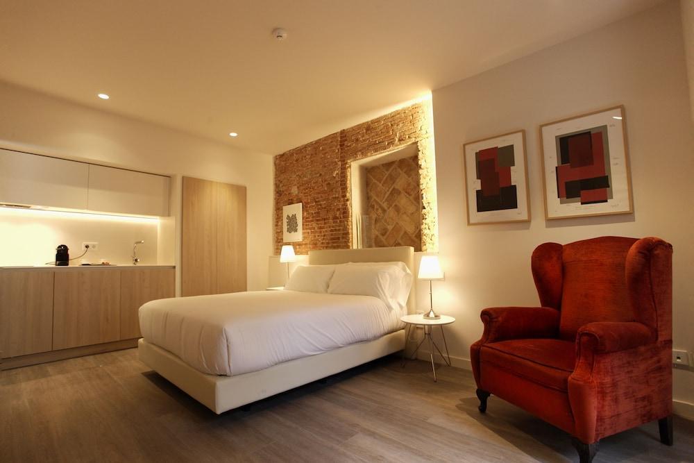 San Lorenzo Suites Сан-Лоренсо-де-Ель-Ескоріаль Екстер'єр фото