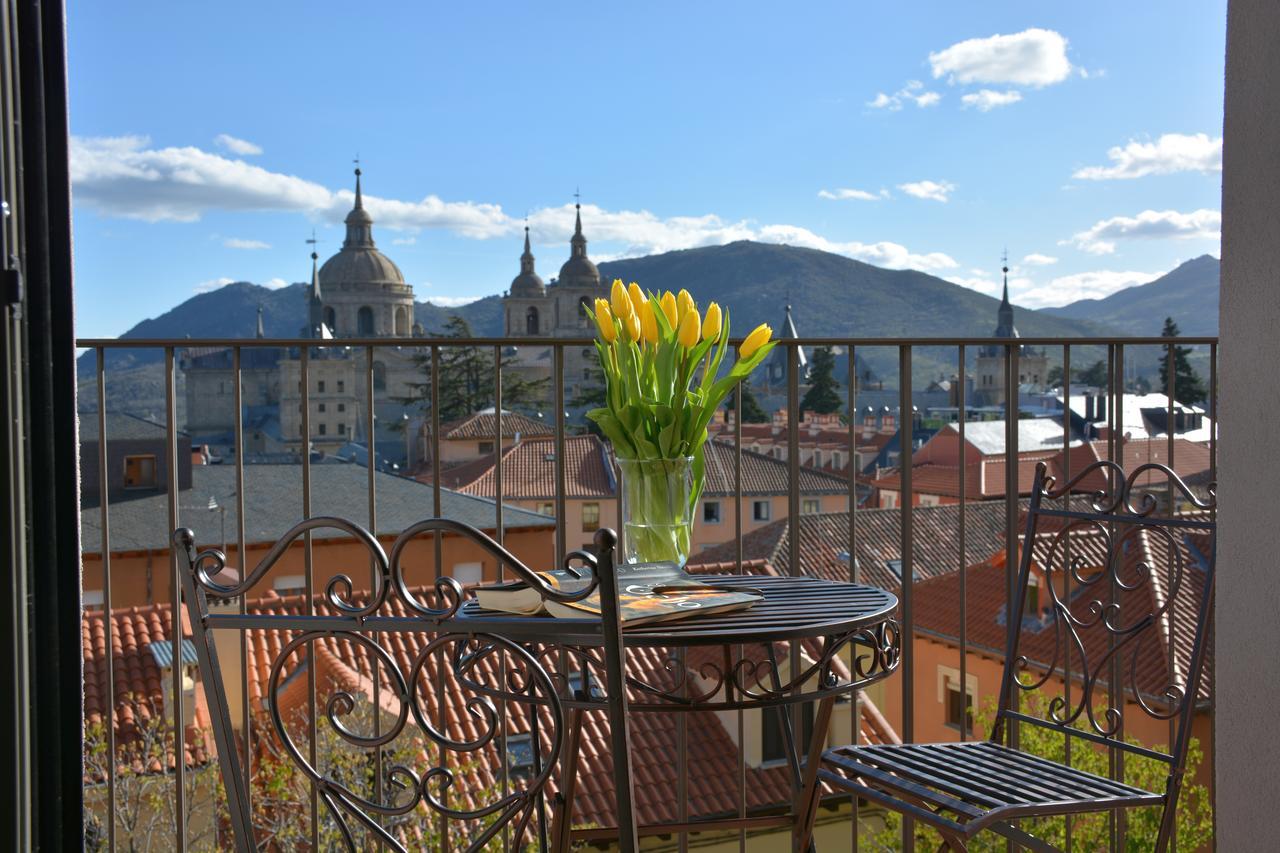 San Lorenzo Suites Сан-Лоренсо-де-Ель-Ескоріаль Екстер'єр фото